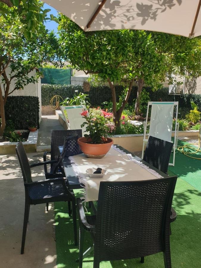 Casa Vacanze Con Giardino E Area Barbecue Martis Zewnętrze zdjęcie